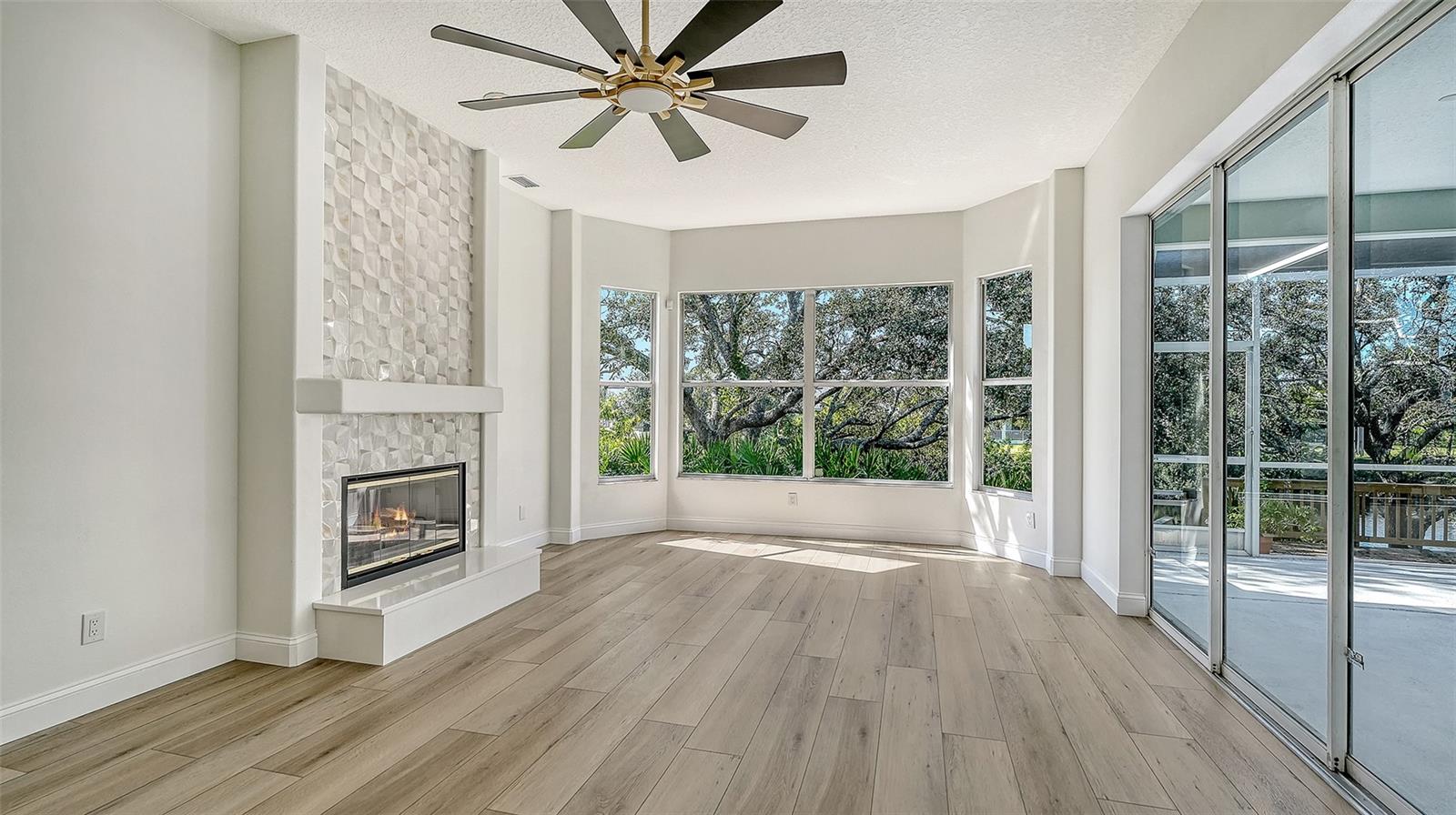 RIVER LANDINGS BLUFFS PH I - Residential