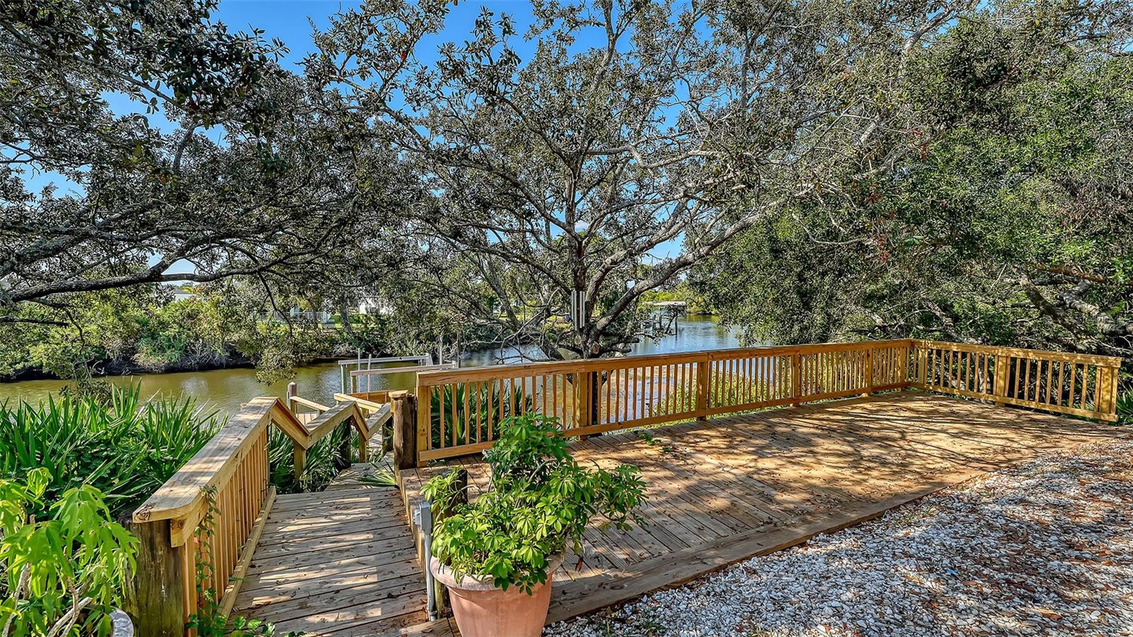 RIVER LANDINGS BLUFFS PH I - Residential