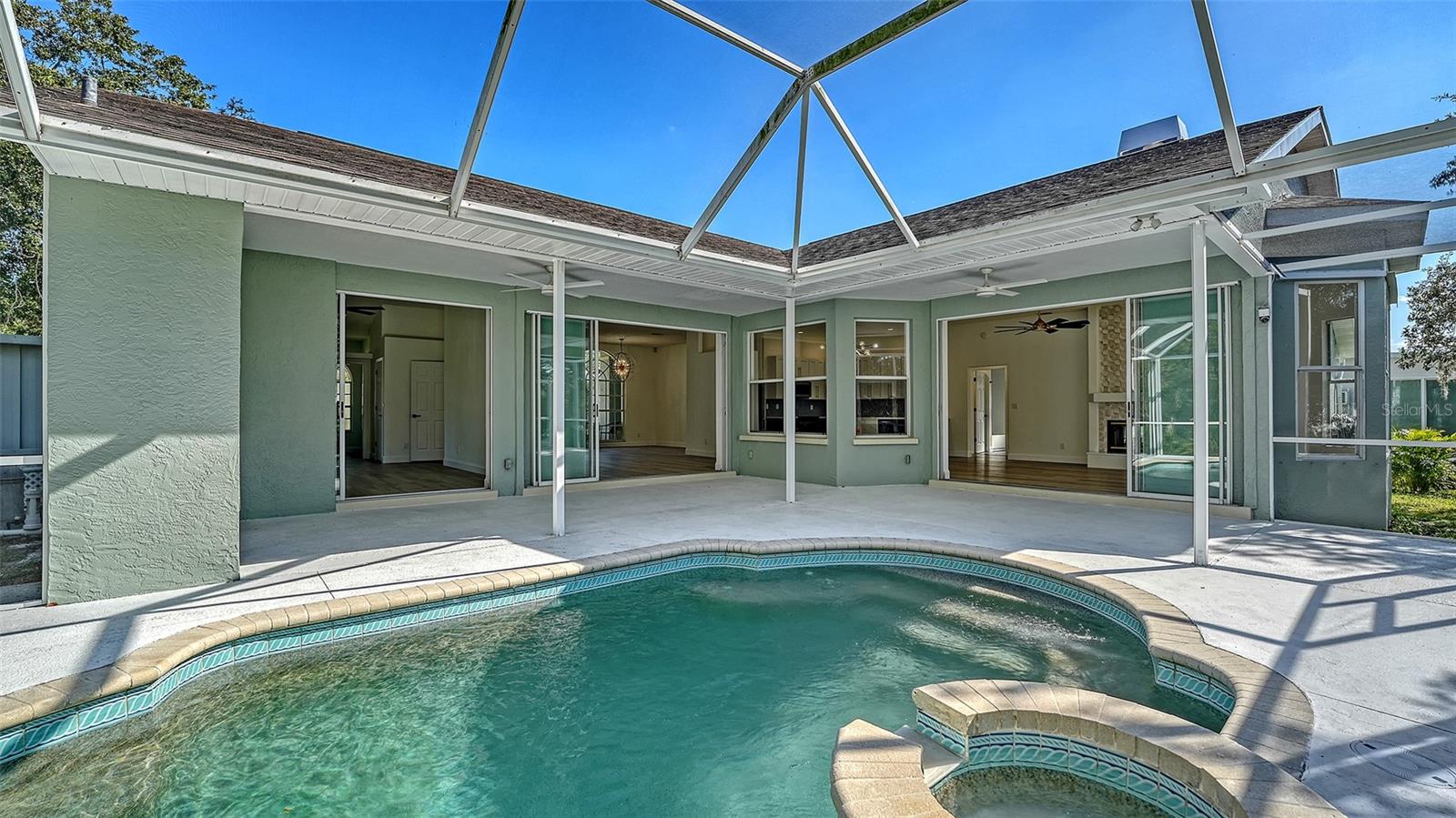 RIVER LANDINGS BLUFFS PH I - Residential