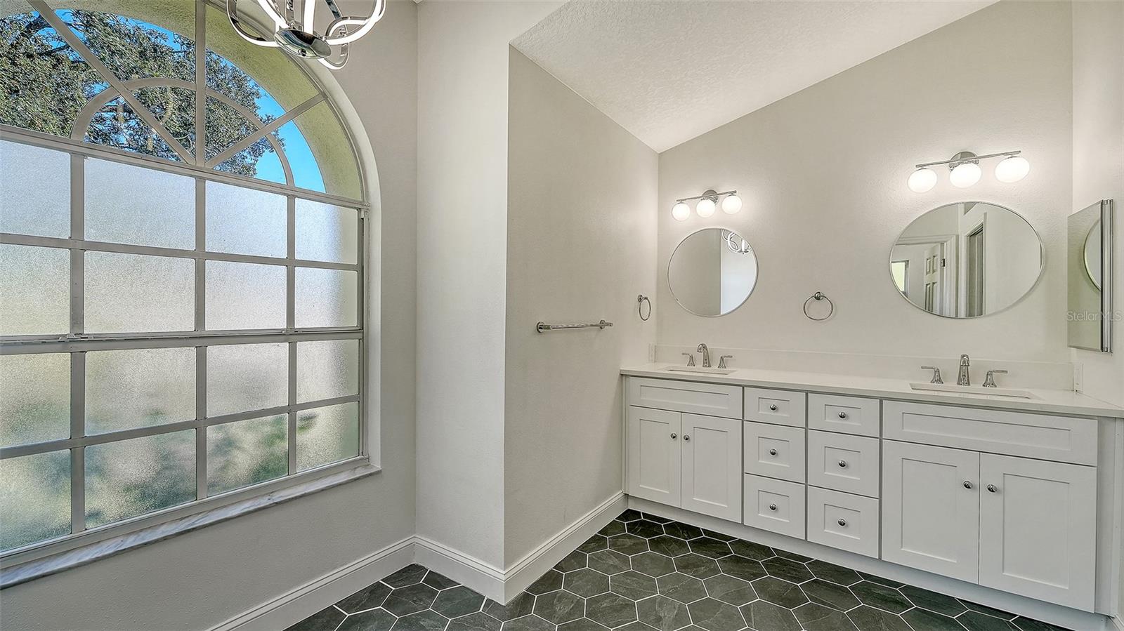 RIVER LANDINGS BLUFFS PH I - Residential