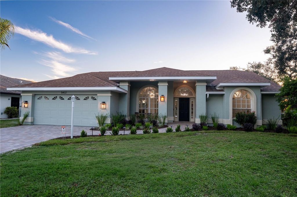 Photo of 5402 60th Street E, Bradenton, FL 34203 (MLS # A4665181)