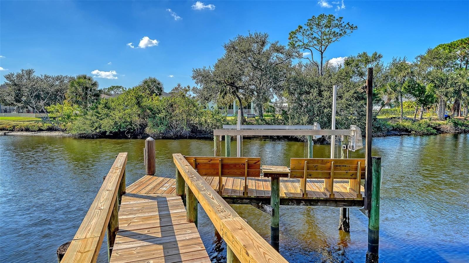 RIVER LANDINGS BLUFFS PH I - Residential