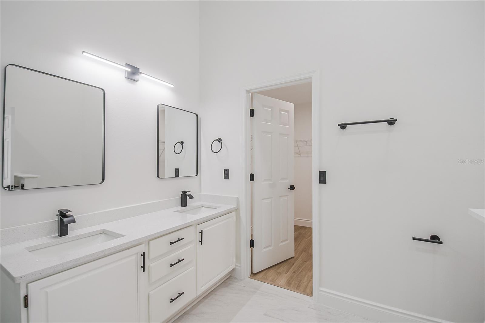 COURTYARDS PH 02 - Residential