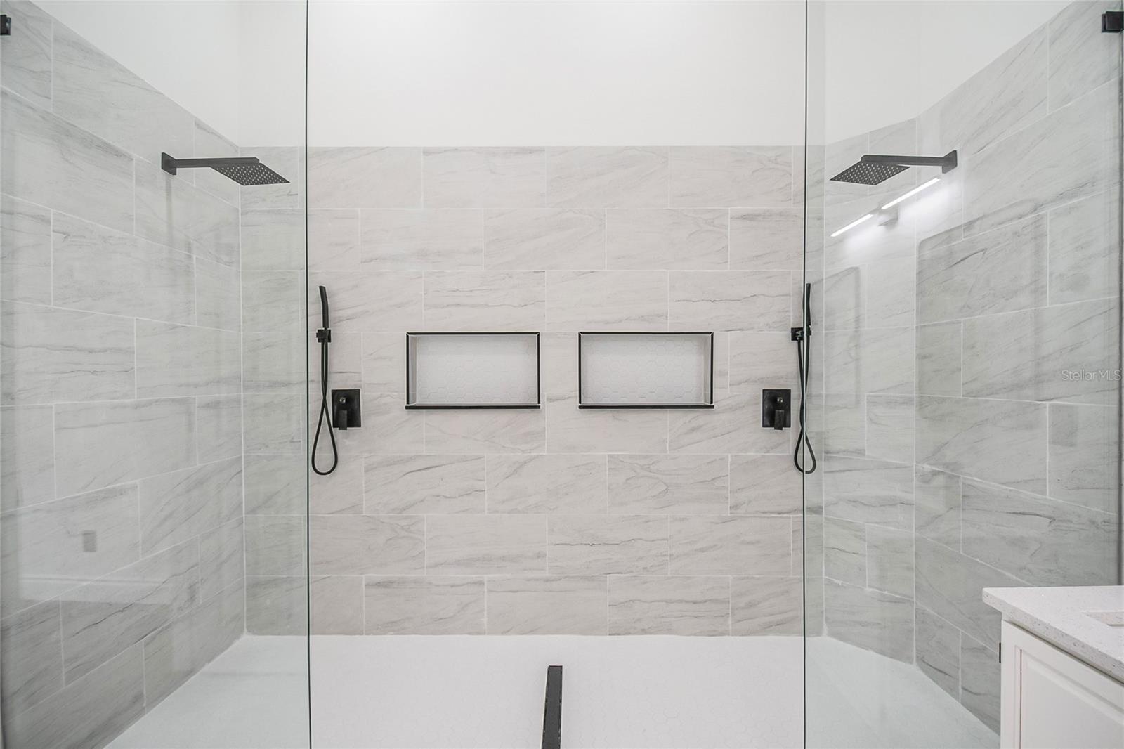 COURTYARDS PH 02 - Residential