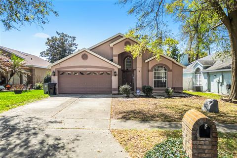 Photo of 808 White Ivey Court, Apopka, FL 32712 (MLS # O6390321)