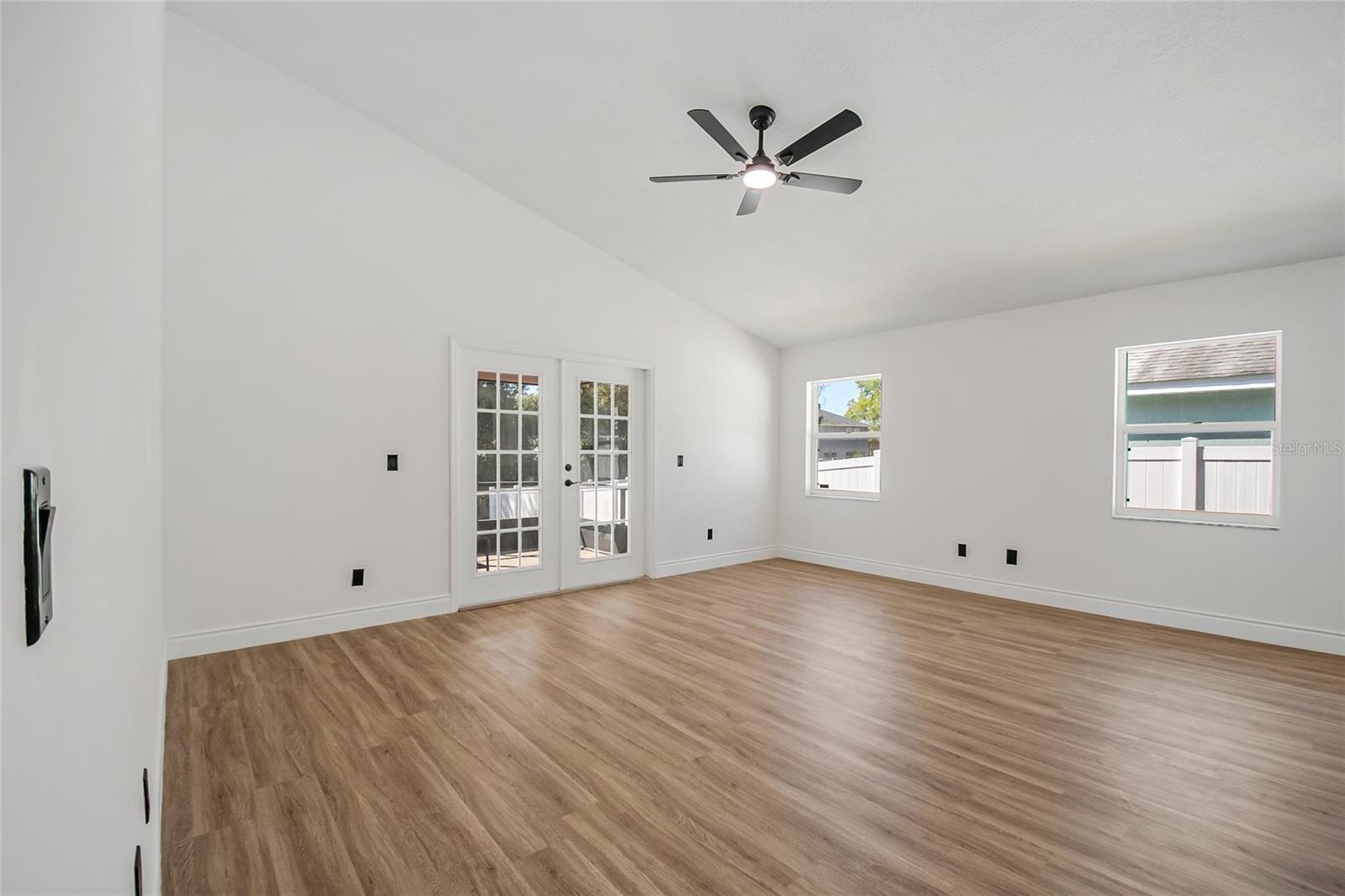 COURTYARDS PH 02 - Residential