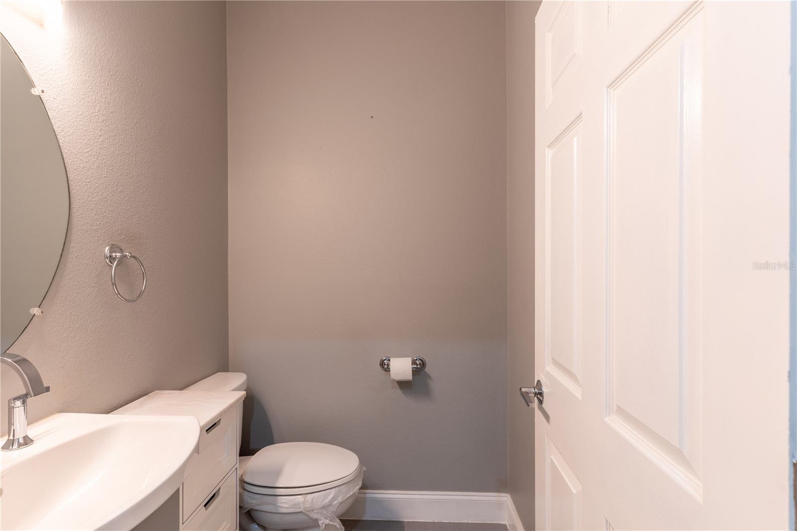 DOLPHINS LANDING - Residential Lease