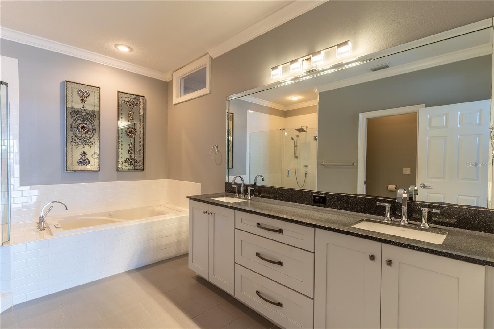 DOLPHINS LANDING - Residential Lease