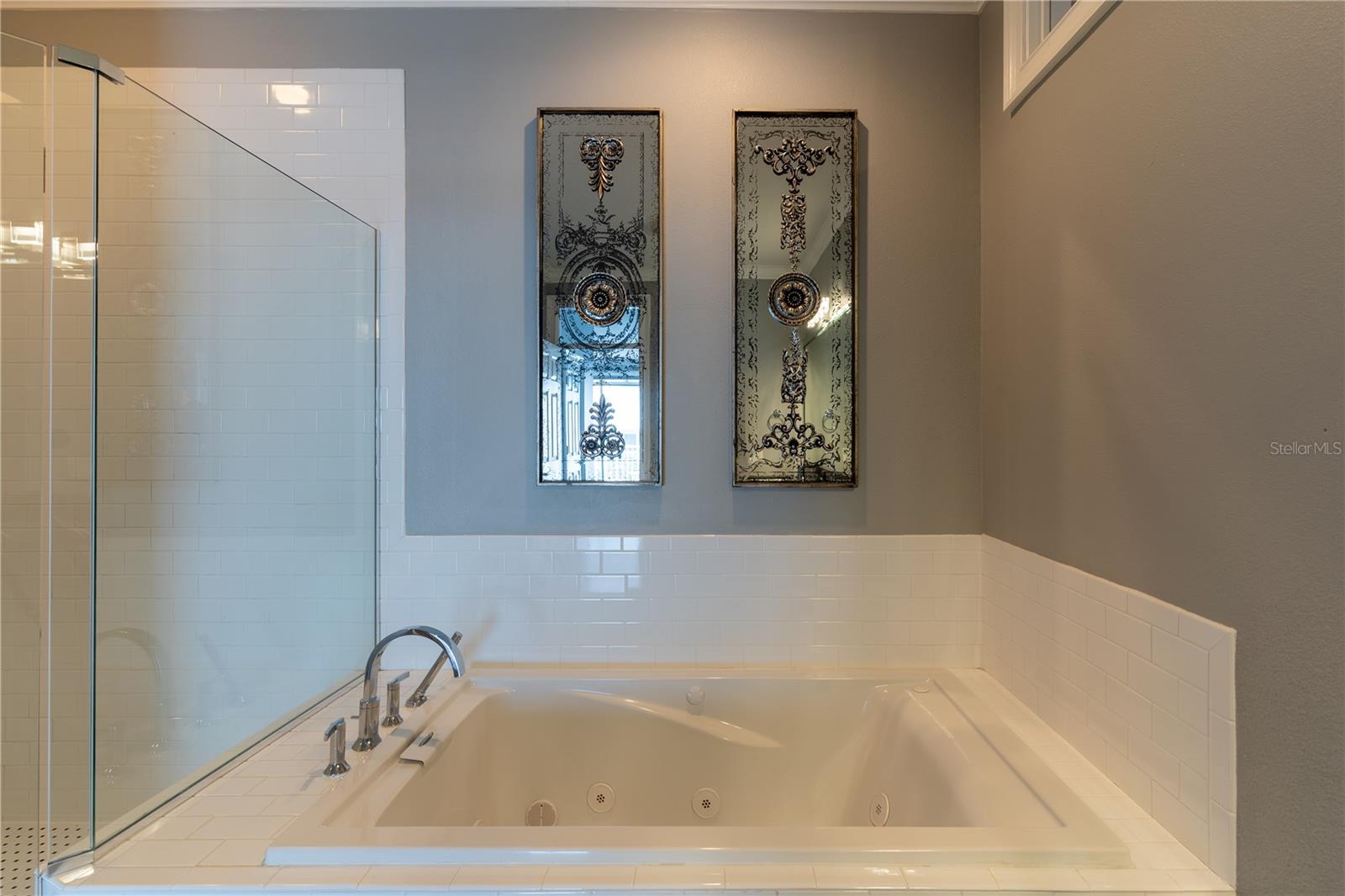 DOLPHINS LANDING - Residential Lease