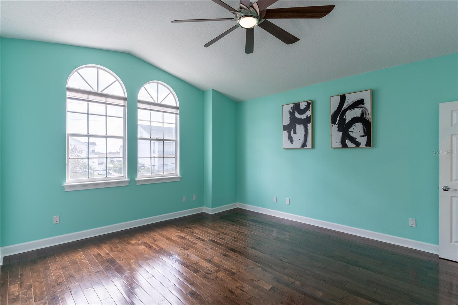 DOLPHINS LANDING - Residential Lease