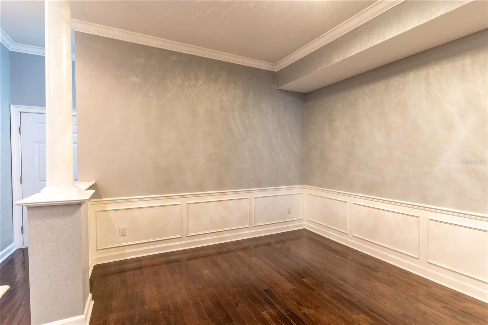 DOLPHINS LANDING - Residential Lease