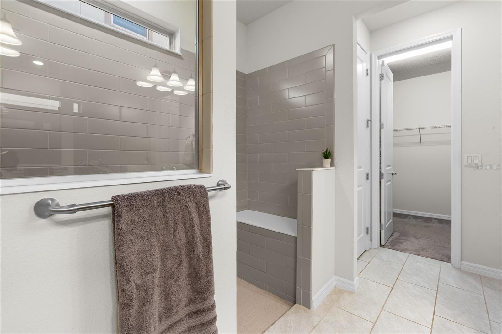 STARKEY RANCH VILLAGE 2 PH 2A - Residential