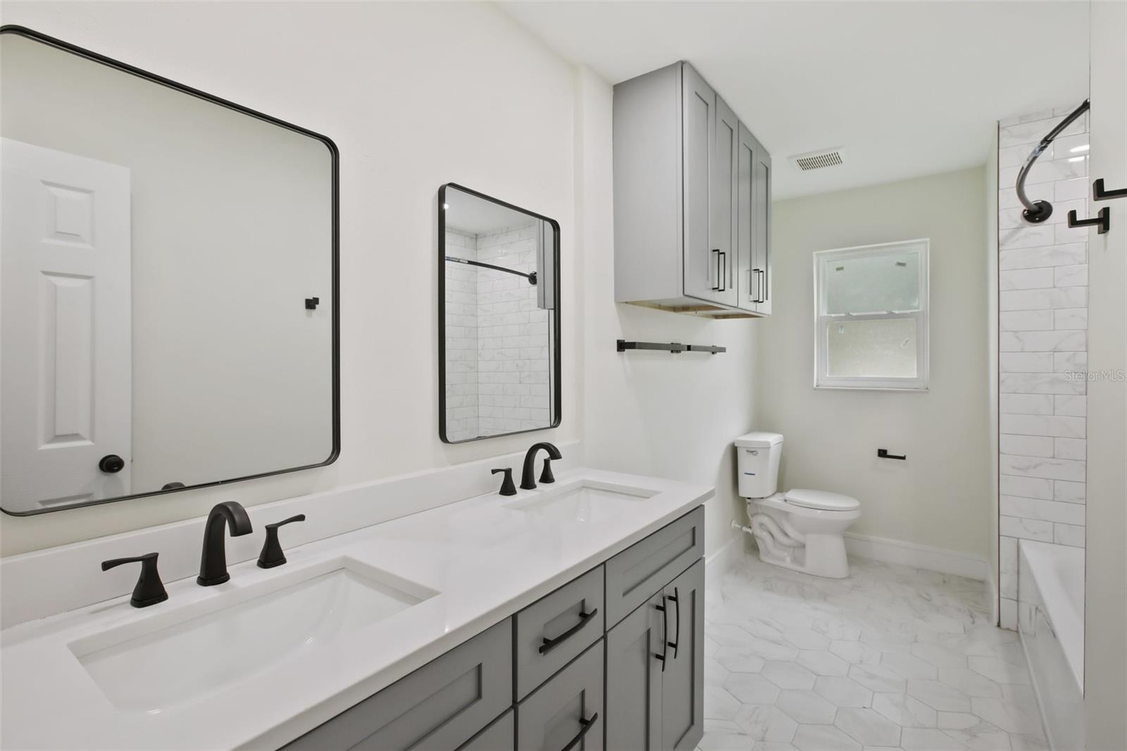 TEMPLE TERRACE ESTATES - Residential