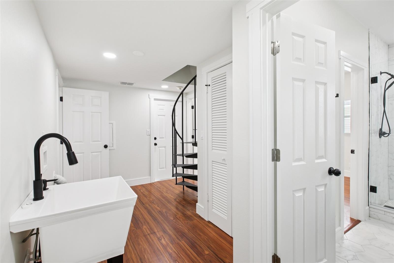 TEMPLE TERRACE ESTATES - Residential