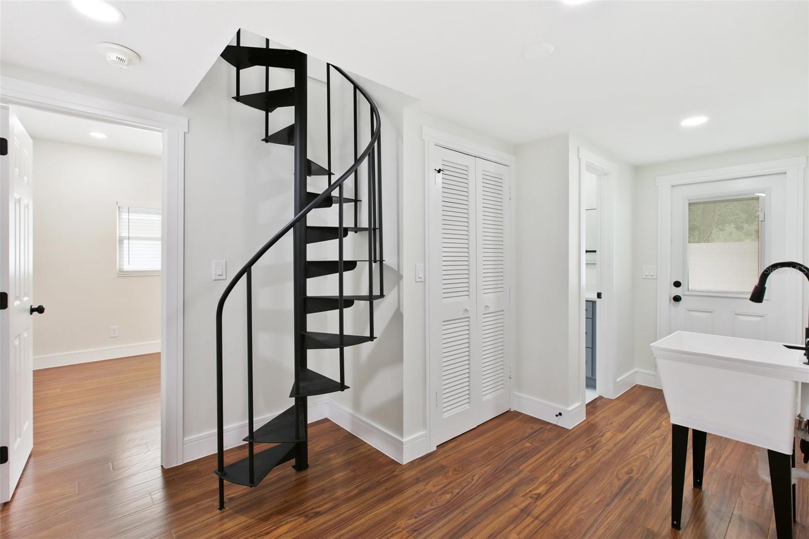 TEMPLE TERRACE ESTATES - Residential