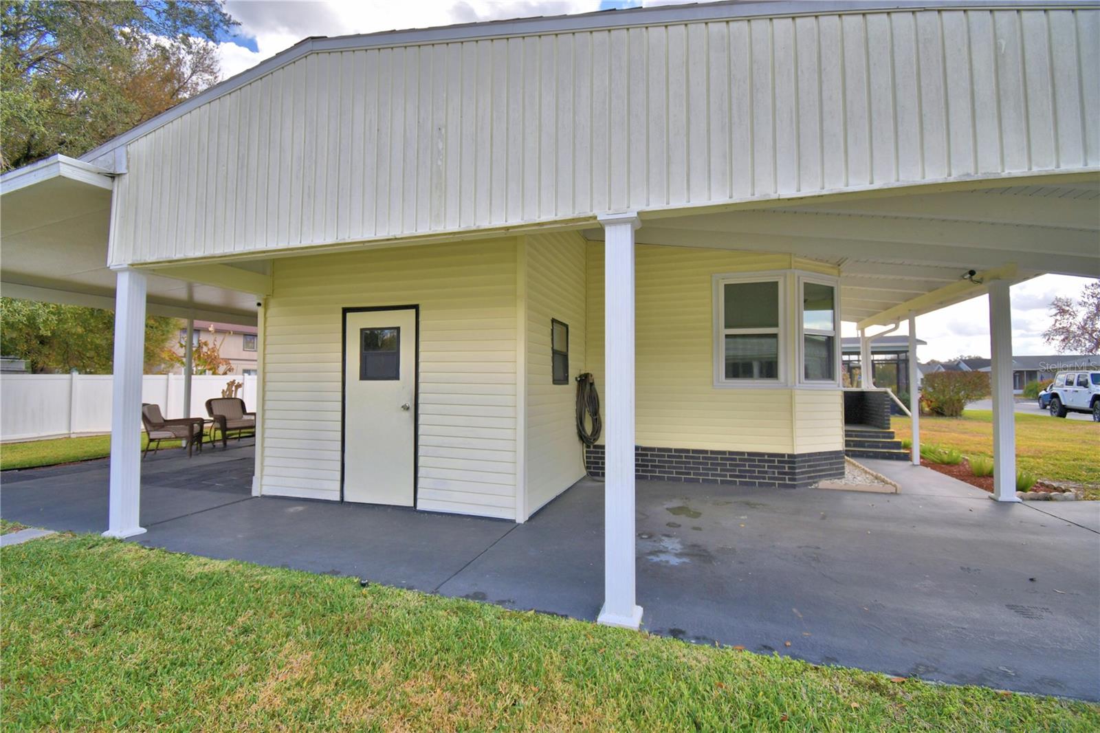 4802 COLONNADES CIRCLE E