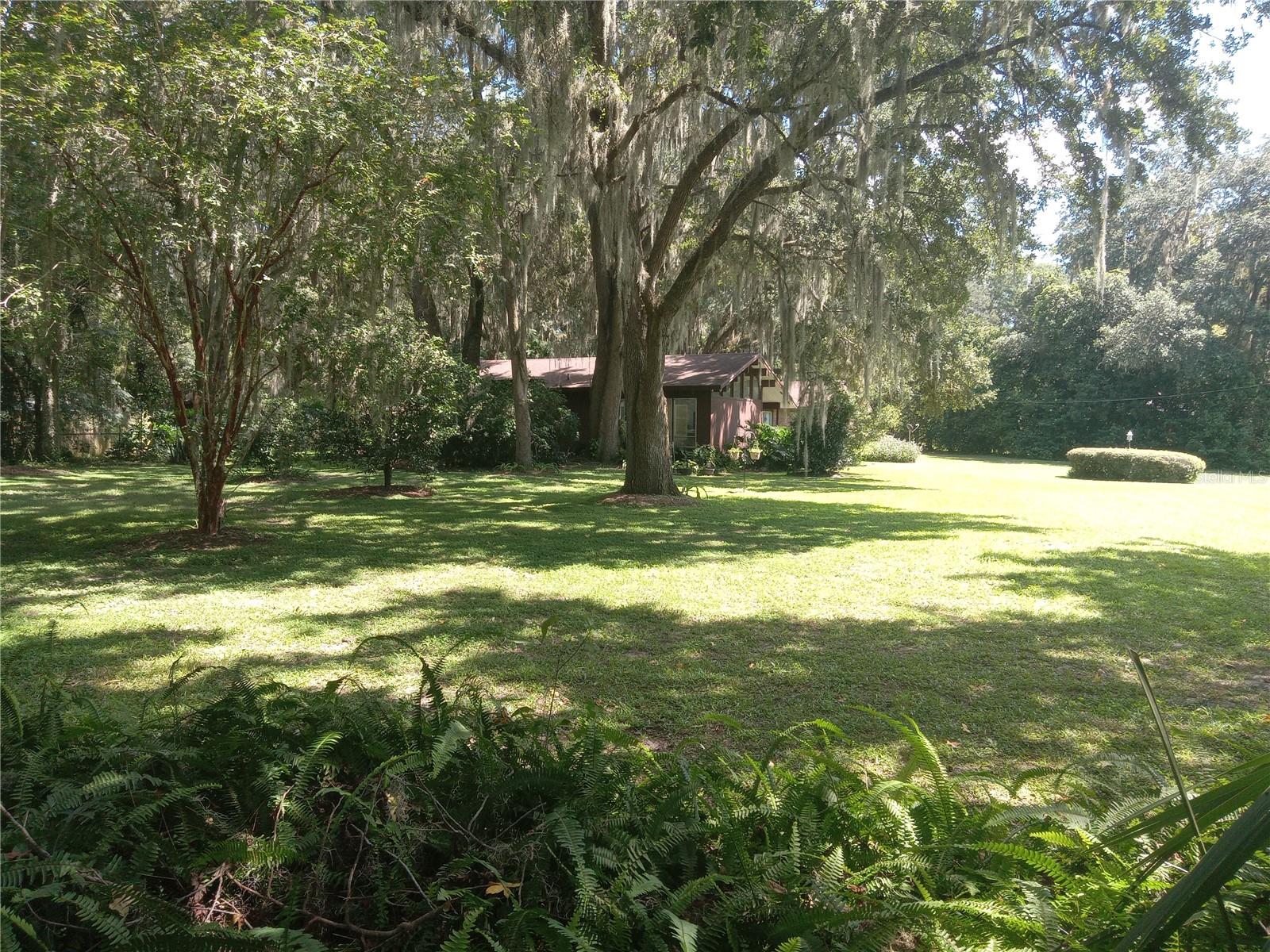 8136 NW 5TH COURT
