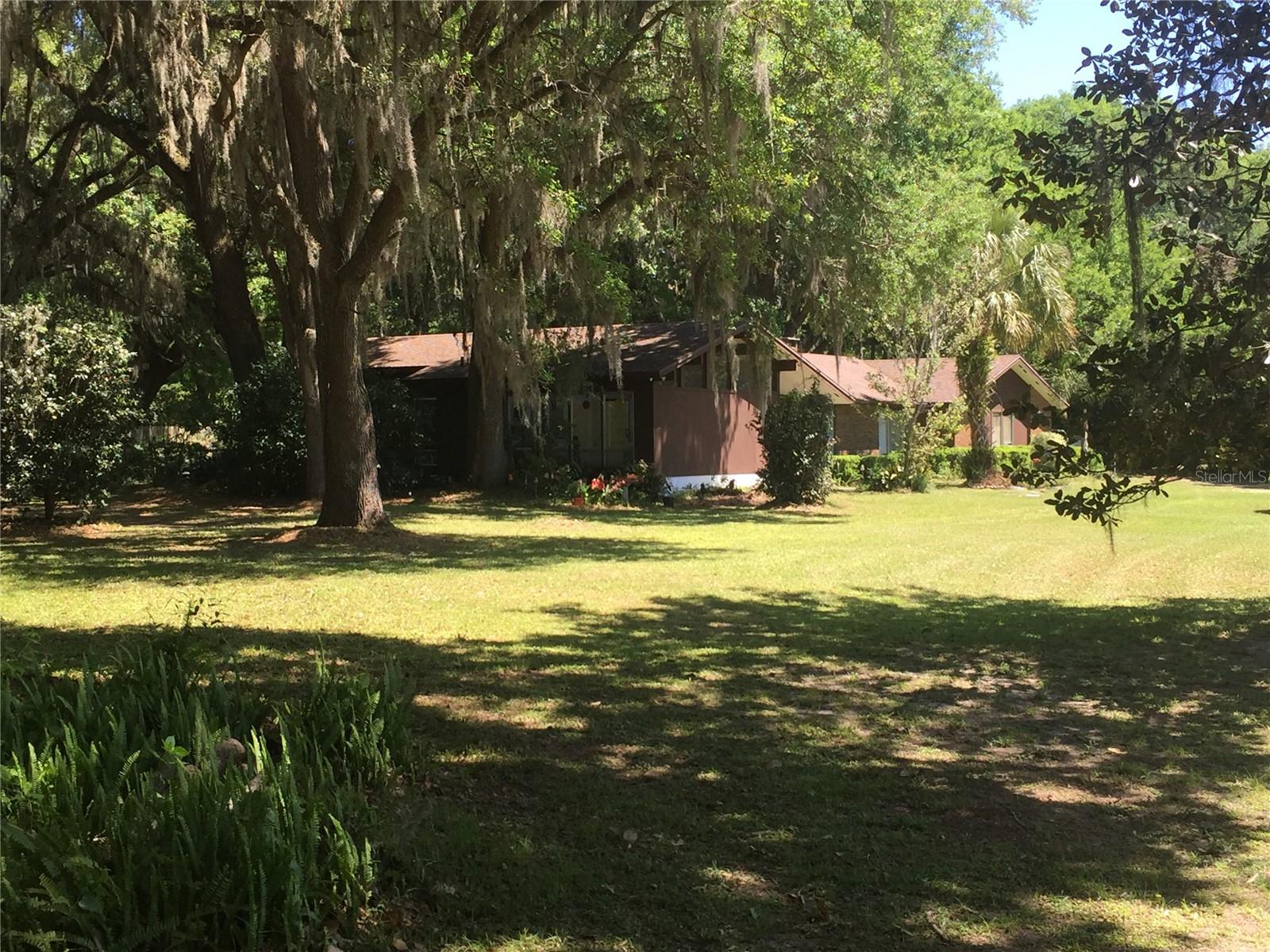 8136 NW 5TH COURT