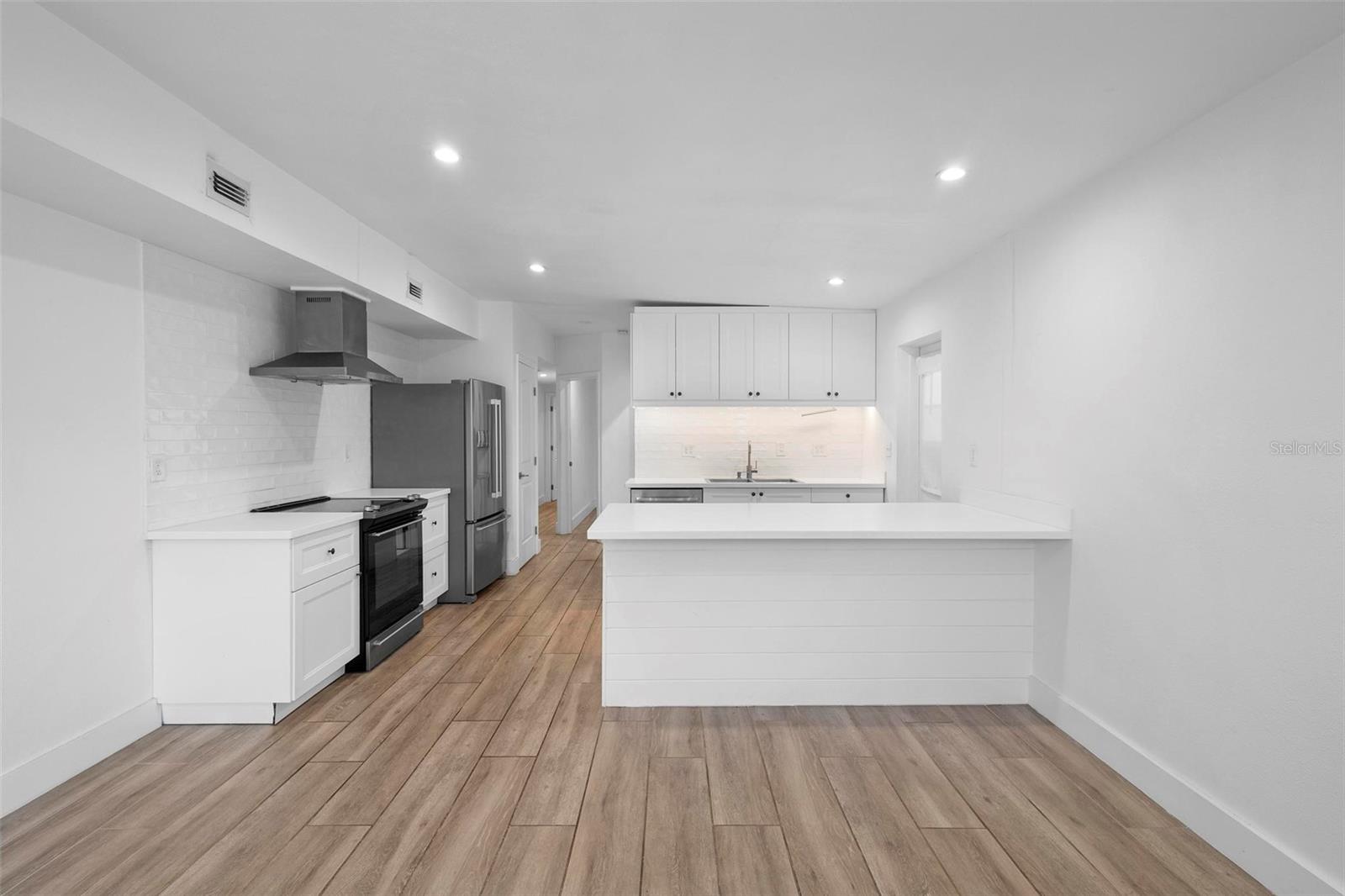 1239 VIRGINIA DRIVE