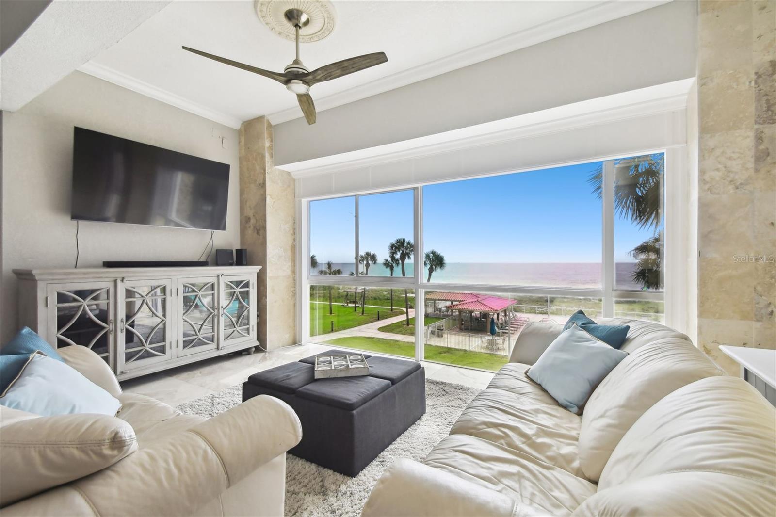 880 MANDALAY AVENUE CU15