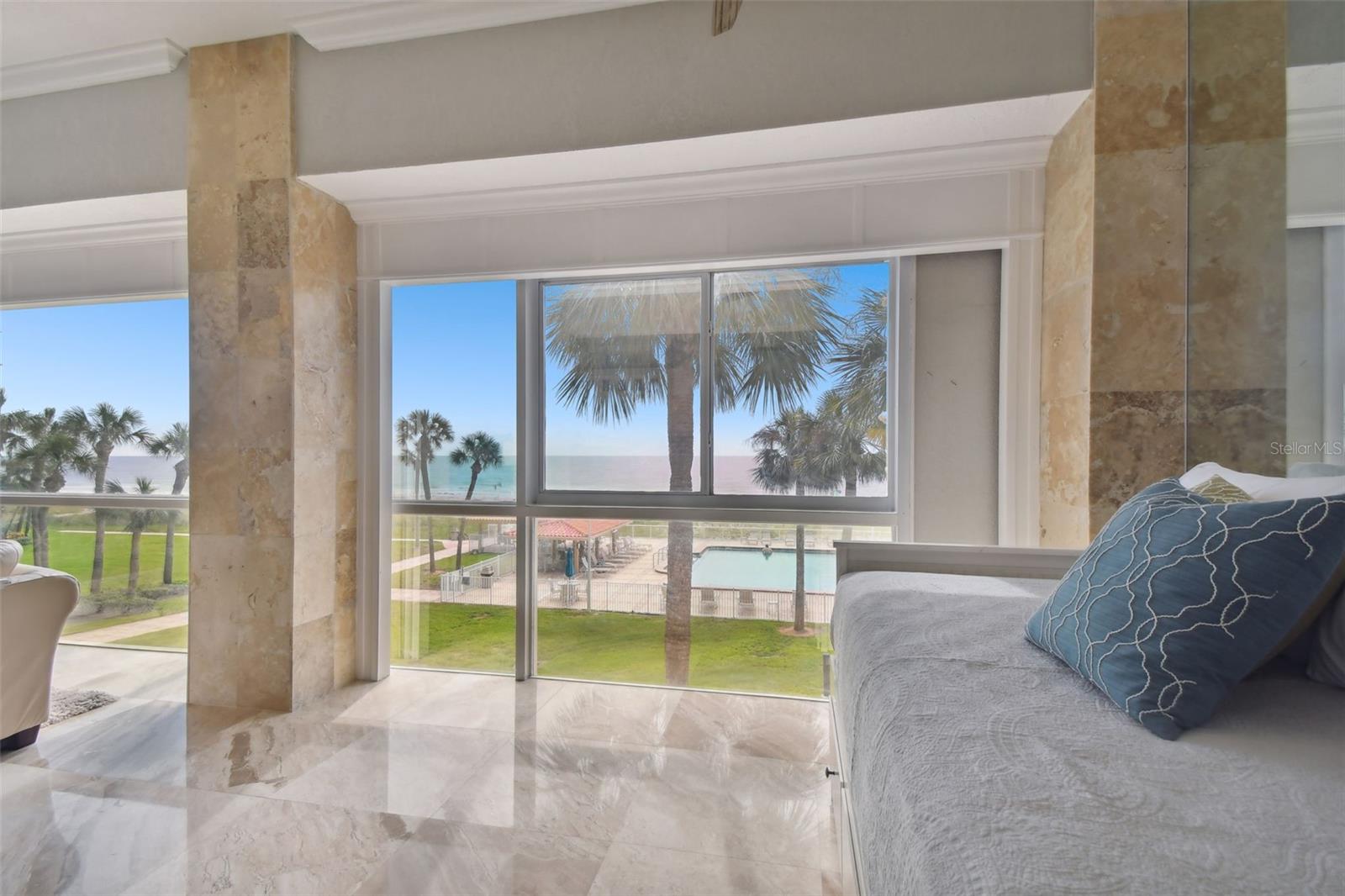 REGATTA BEACH CLUB CONDO - Residential