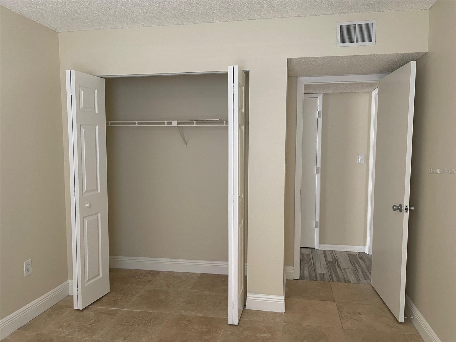 MEADOWLAKE PALM HARBOR CONDO - Residential Lease
