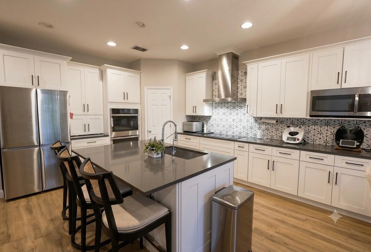 5303 PINE LILY CIRCLE
