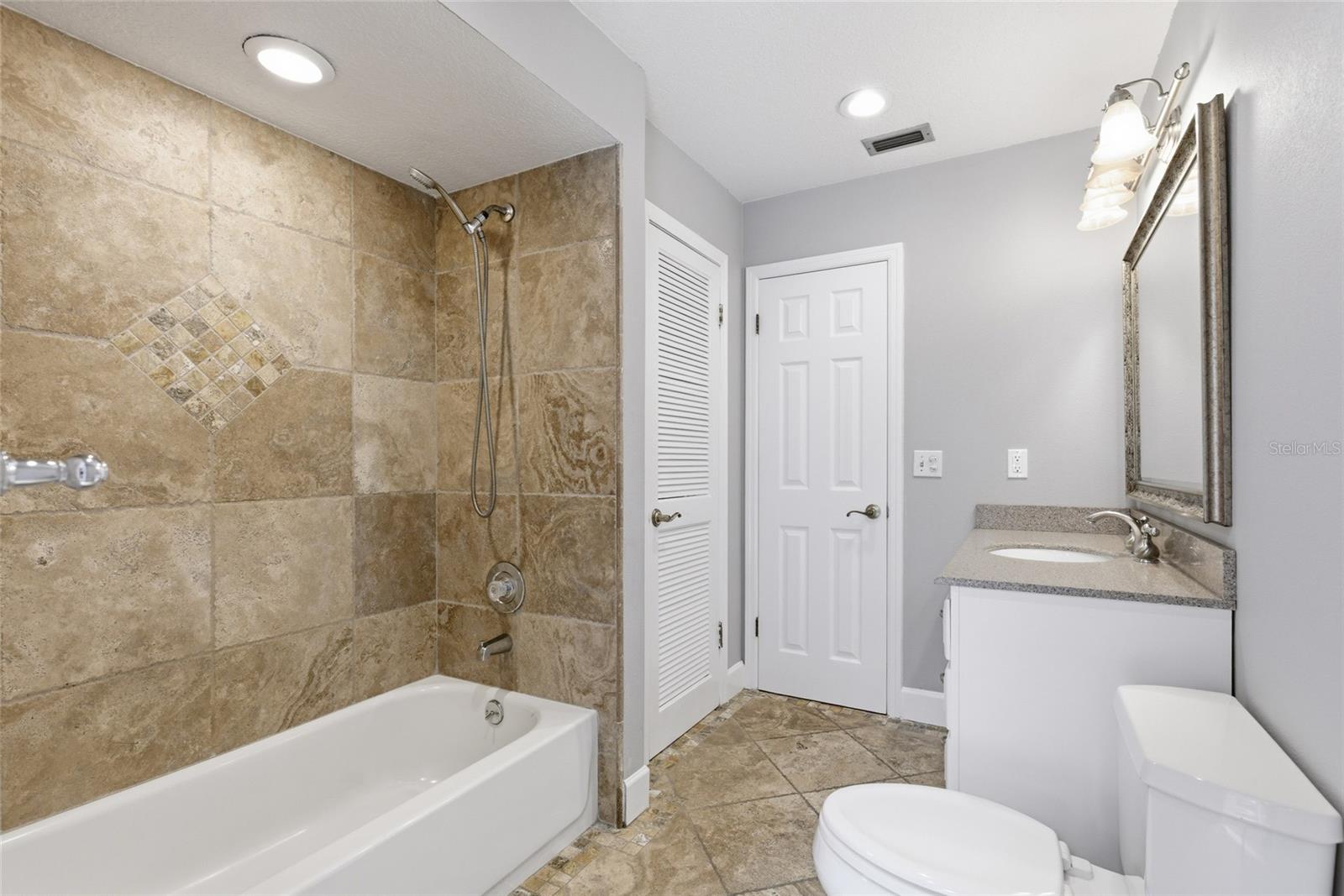 NORTH ORLANDO RANCHES SEC 04 - Residential