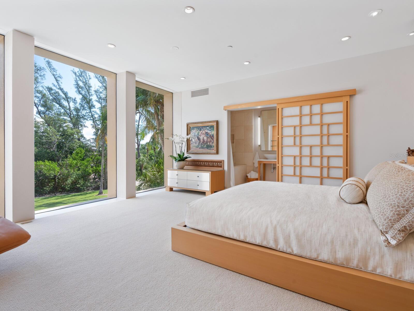 LONGBOAT KEY - Residential