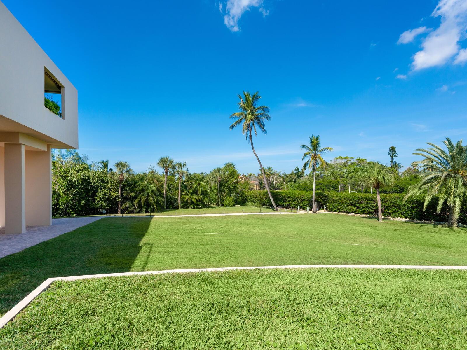 LONGBOAT KEY - Residential