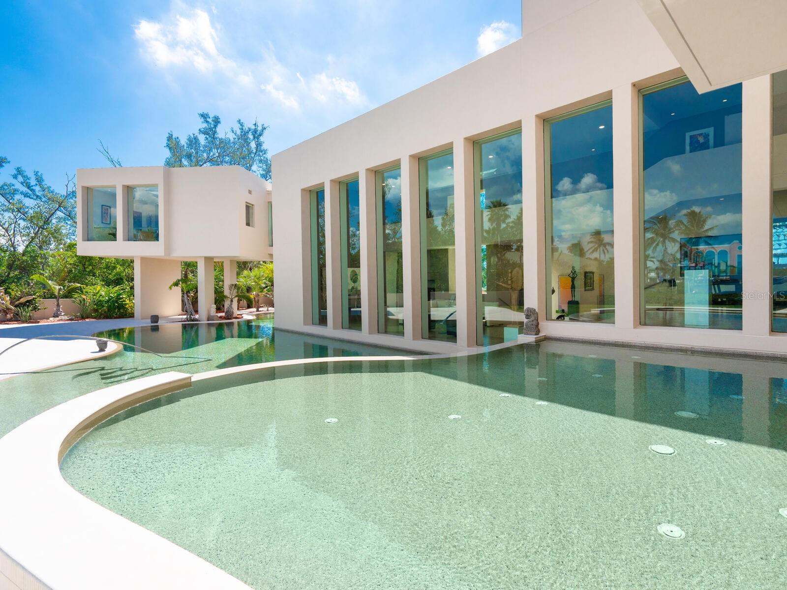 LONGBOAT KEY - Residential