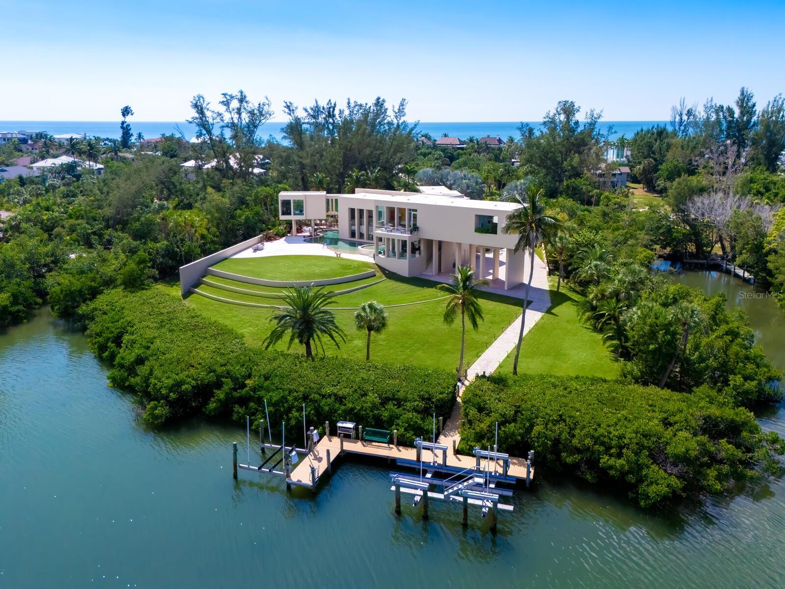 LONGBOAT KEY - Residential
