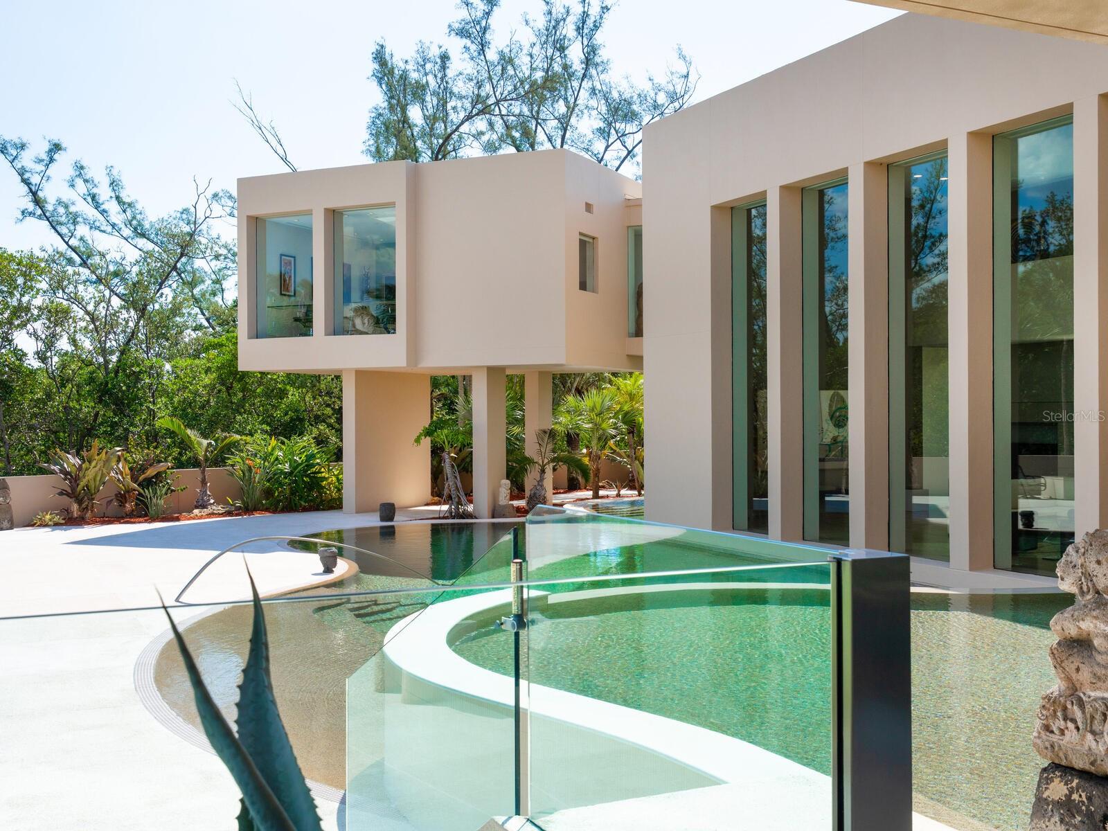 LONGBOAT KEY - Residential