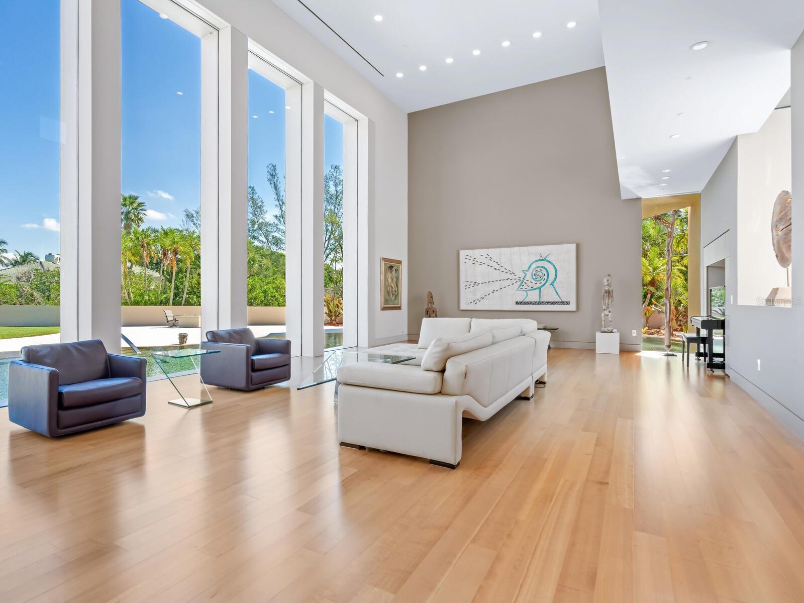 LONGBOAT KEY - Residential