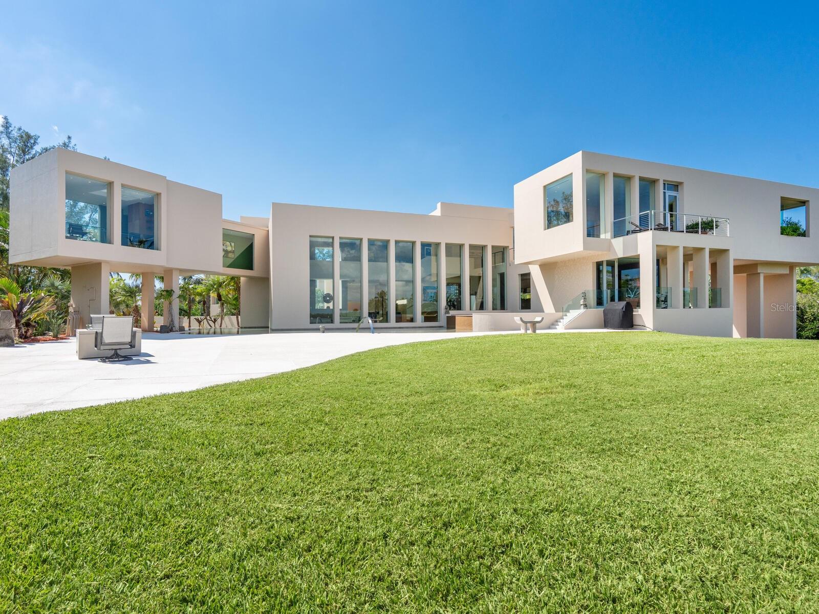 LONGBOAT KEY - Residential