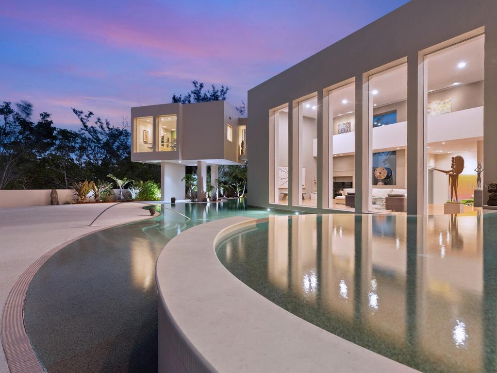 Photo of 6610 Gulf Of Mexico Drive, Longboat Key, FL 34228 (MLS # A4681242)