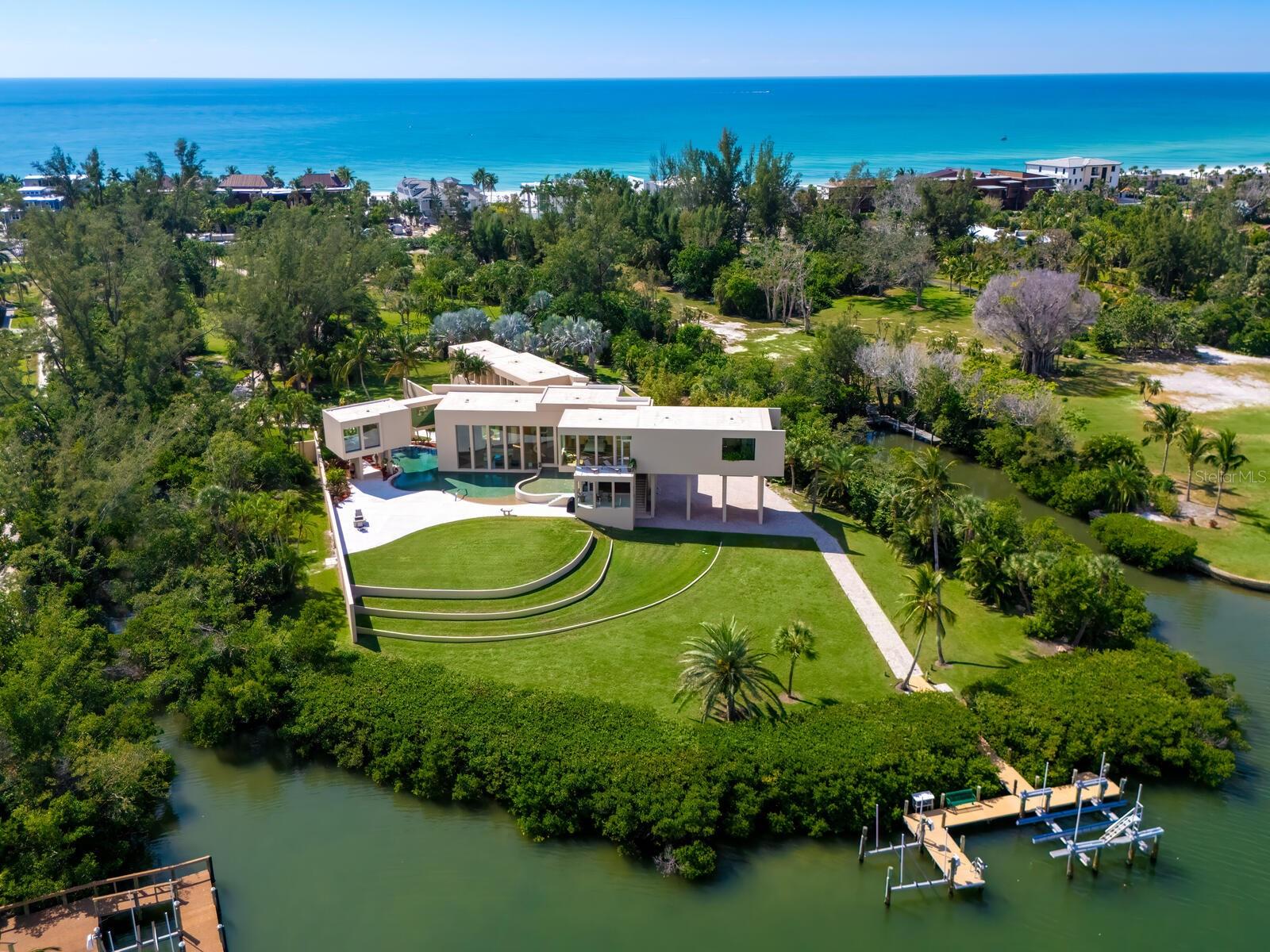 LONGBOAT KEY - Residential