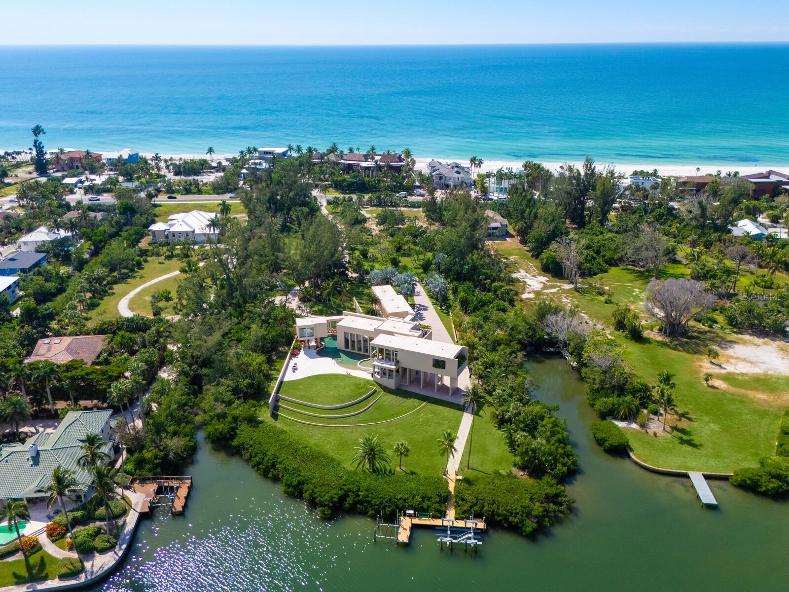 LONGBOAT KEY - Residential