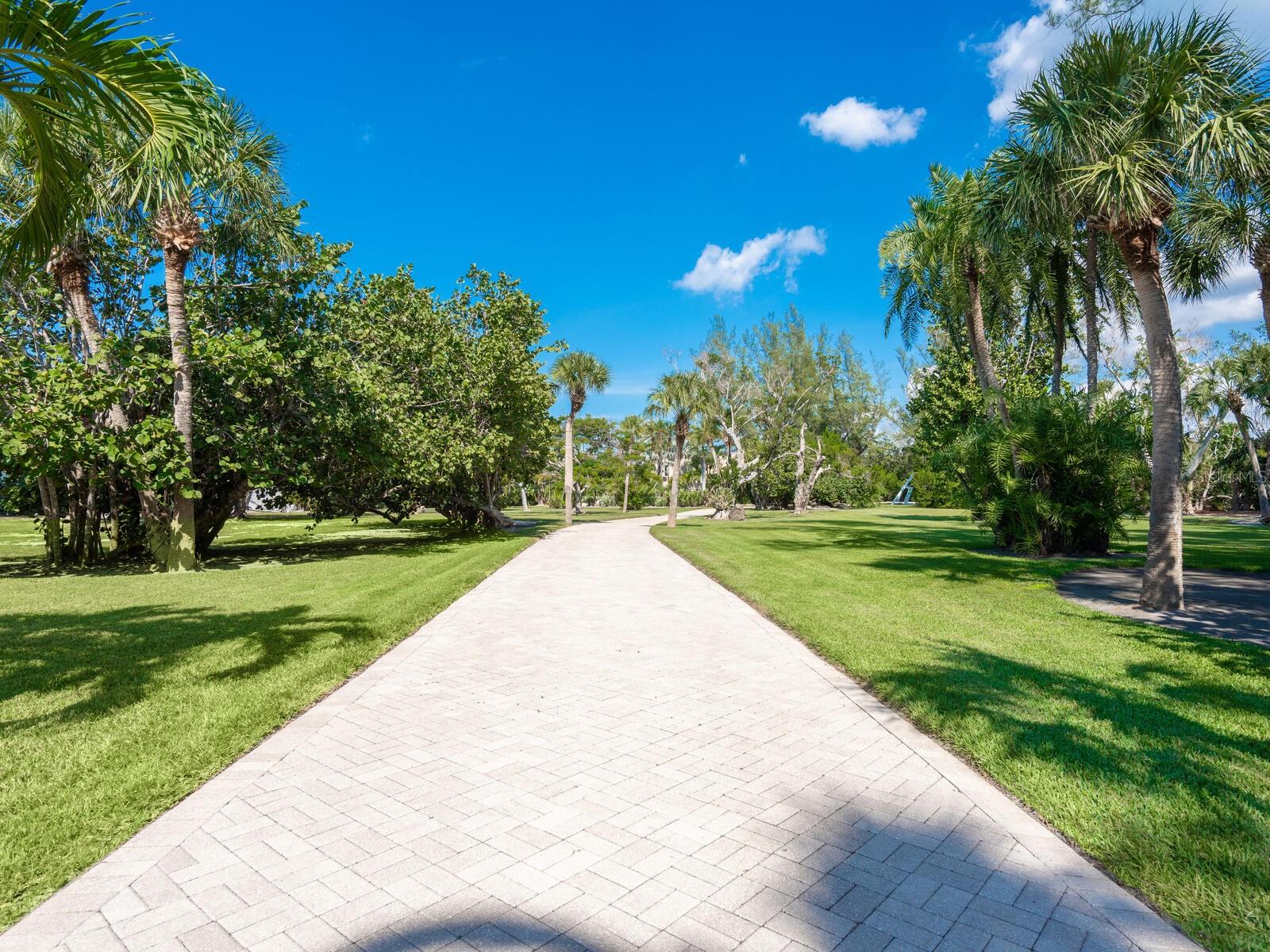LONGBOAT KEY - Residential