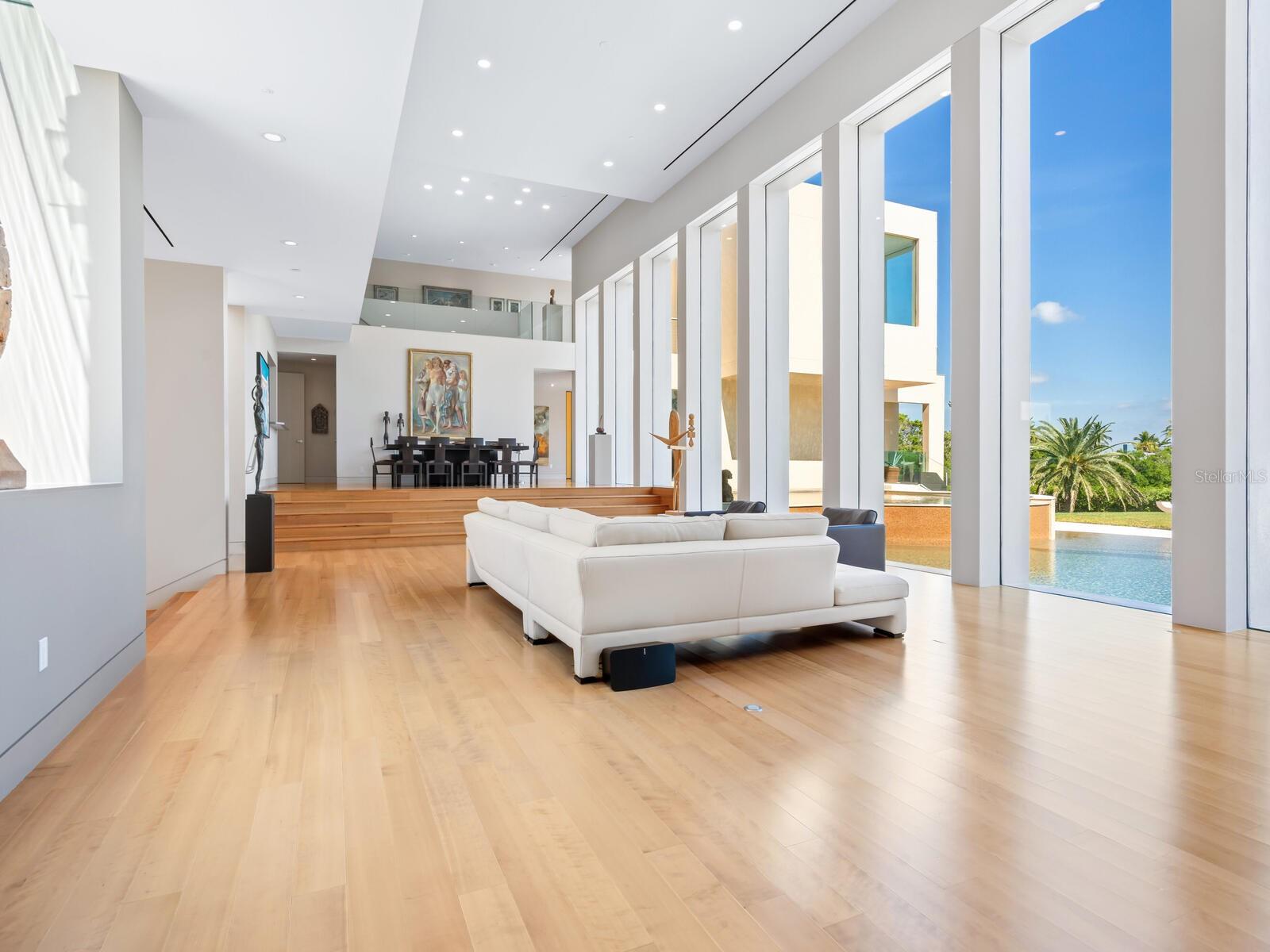 LONGBOAT KEY - Residential