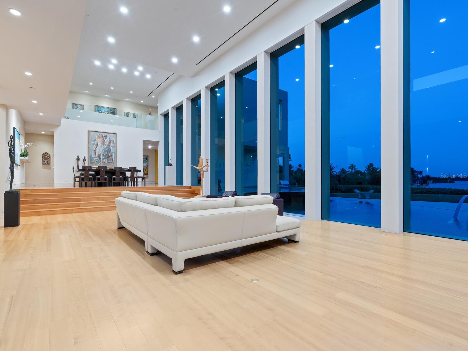 LONGBOAT KEY - Residential