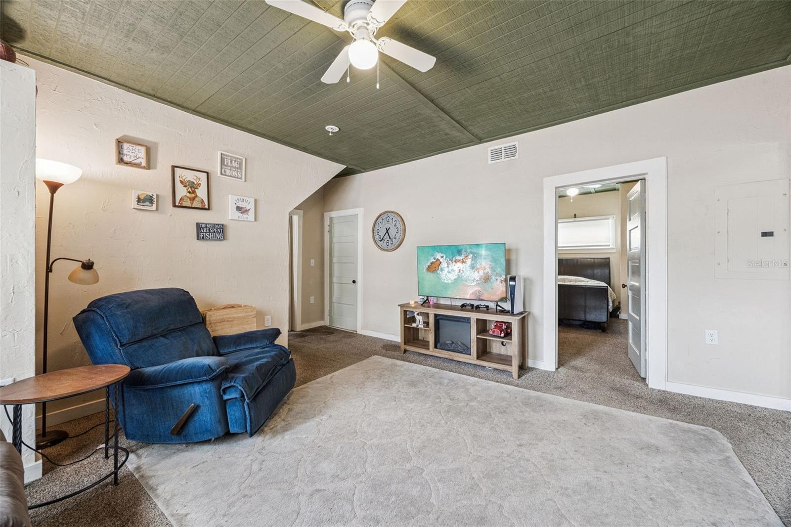 PATRICKS ADD - Residential Income