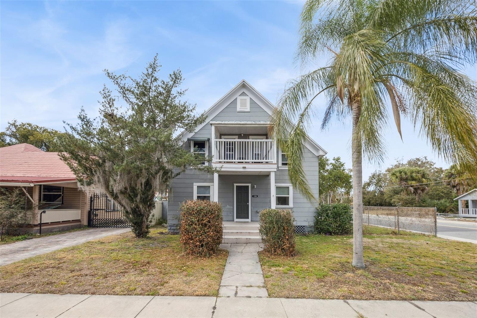 116-118 N BEAUMONT AVENUE