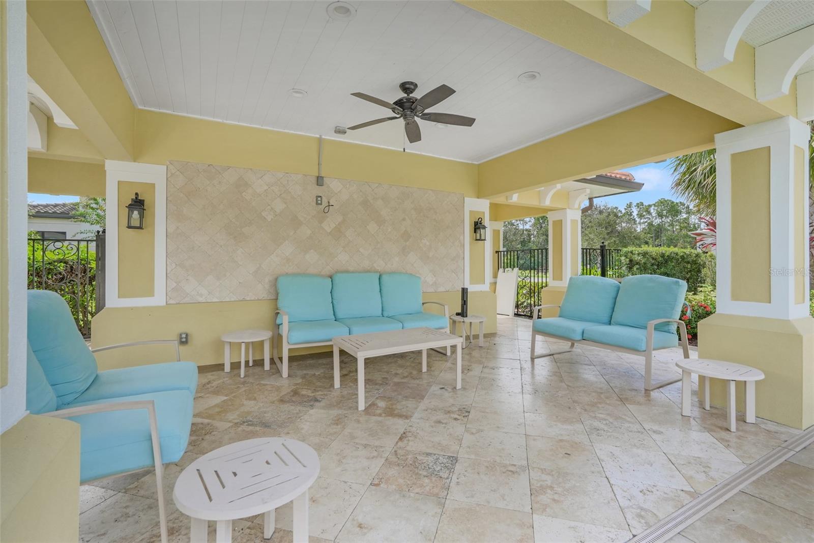 WINDERMERE ISLE - Residential