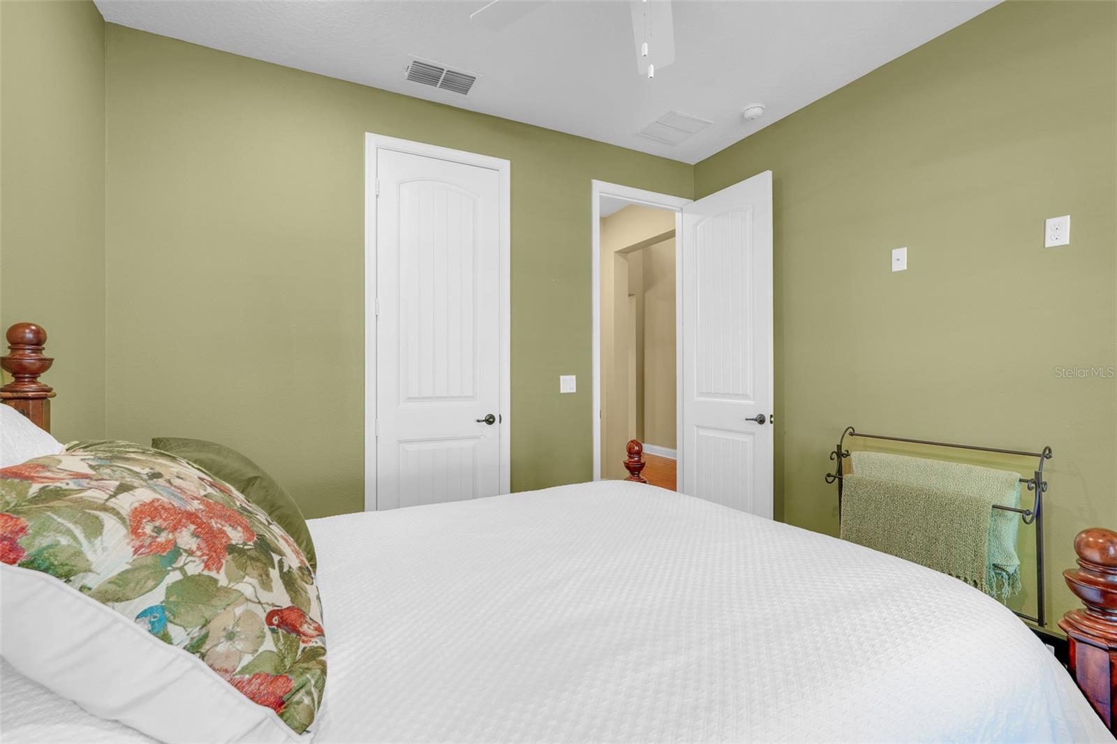 WINDERMERE ISLE - Residential