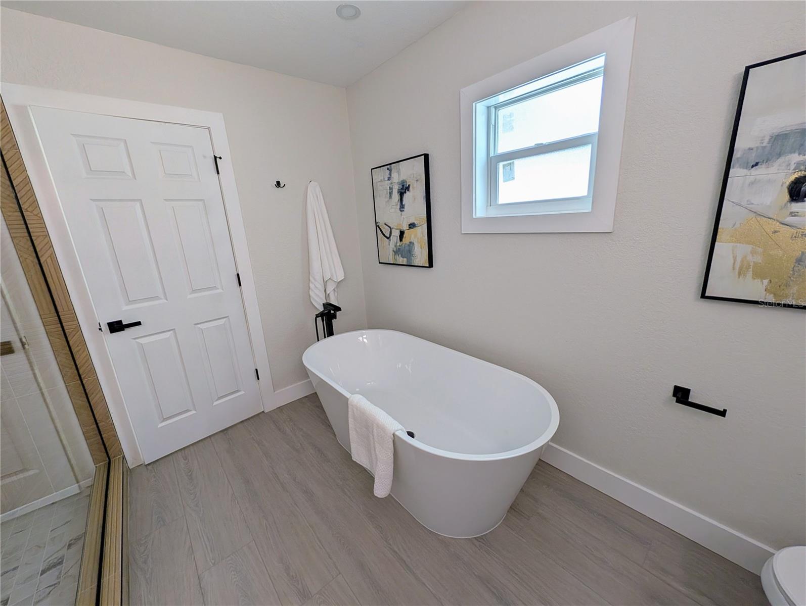 PINEBROOK ESTATES - Residential