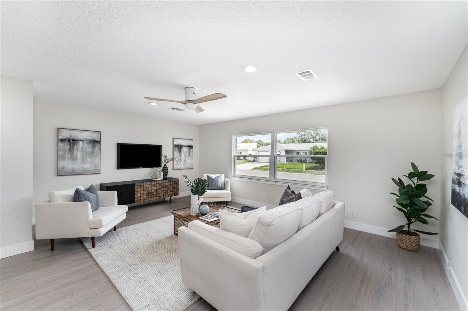 PINEBROOK ESTATES - Residential