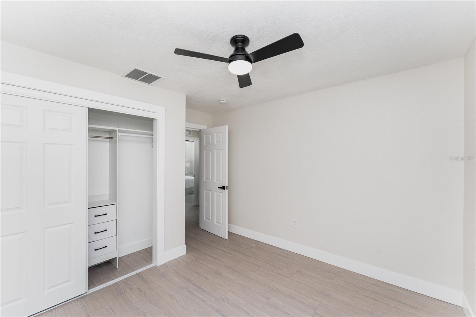 PINEBROOK ESTATES - Residential