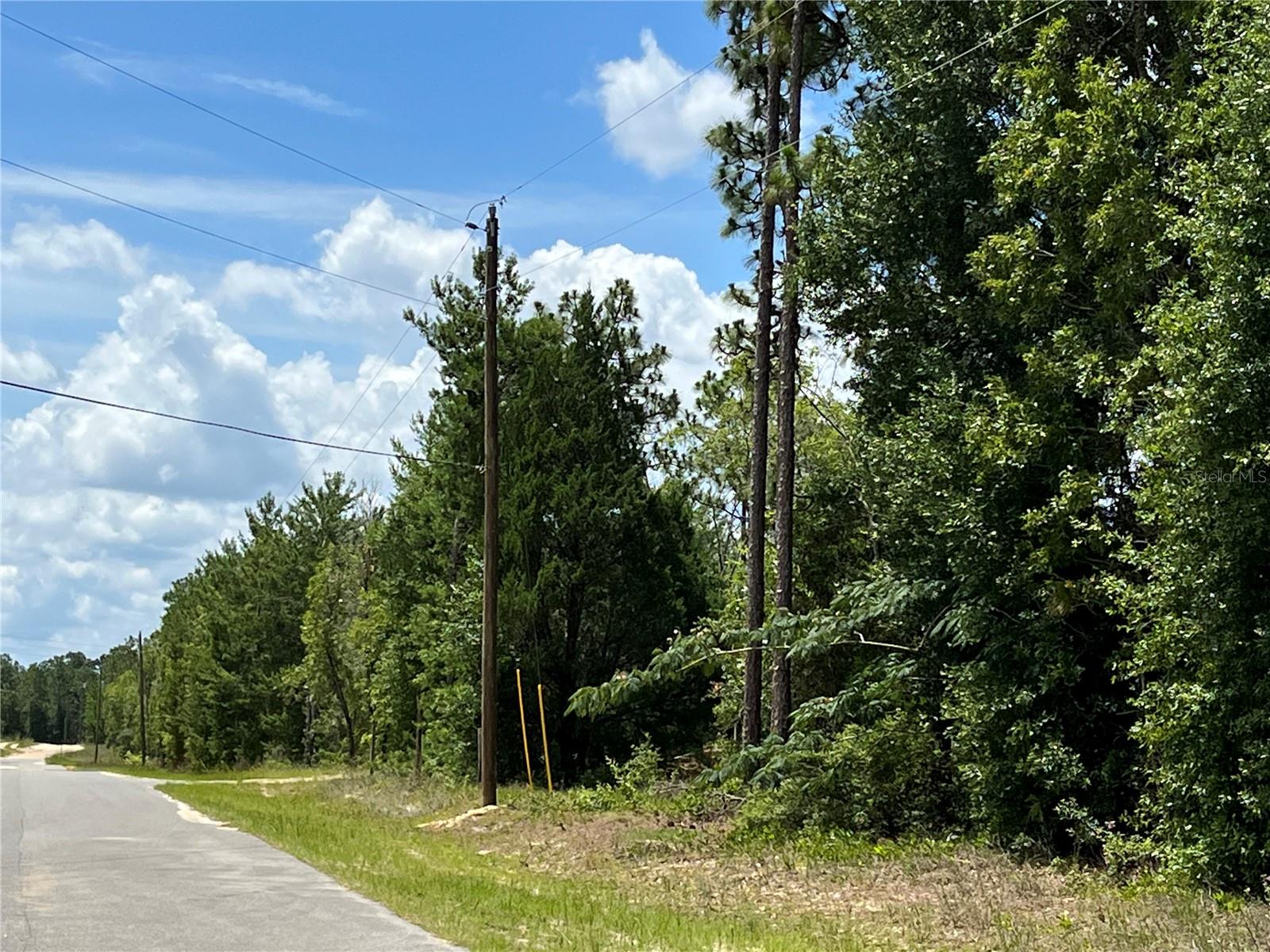 HIGHRIDGE ESTATES - Land