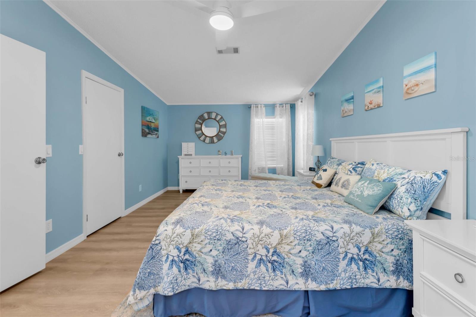 LAKEWOOD VILLAGE - Residential